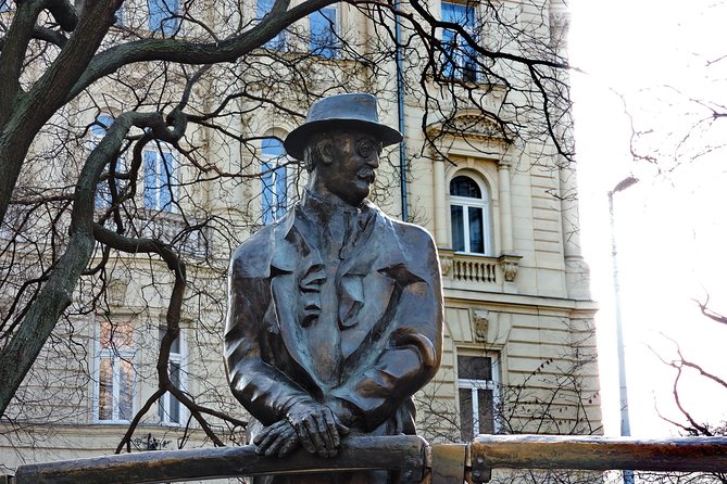 Communism in Hungary with a Historian - What you’re really paying for: value beyond the sights
