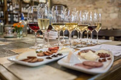 Evening Wine, Cheese, & Charcuterie Tasting in Budapest - The 8-Wine Flight: How the Tasting Is Built