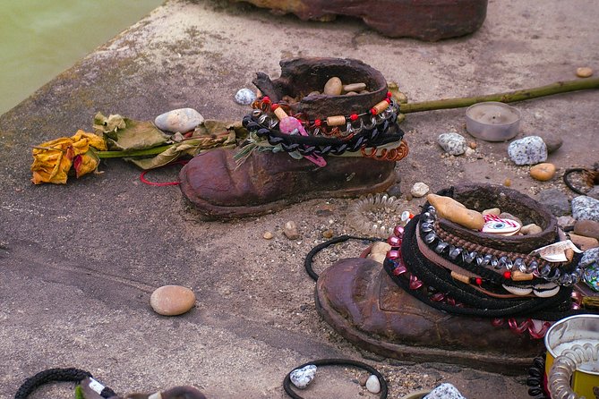 Jewish Heritage / Full tour - Shoes on the Danube Bank: the memorial that forces a pause