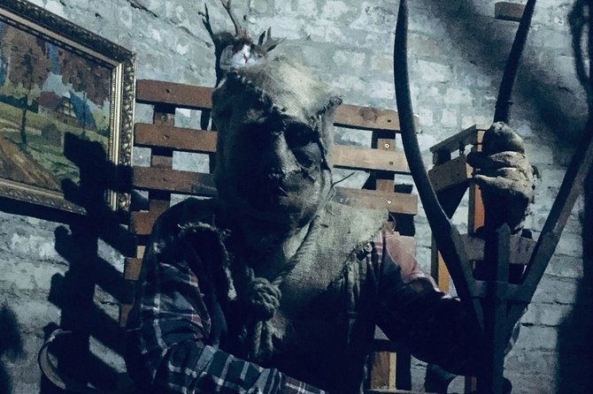 Nightmare in Budapest Interactive Horror Experience - Getting oriented at Nightmare in Budapest (Rákóczi út 30)