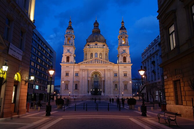 Organ Concert in the St. Stephen's Basilica - Choosing seats in the Basilica: front-row vs. best-enough