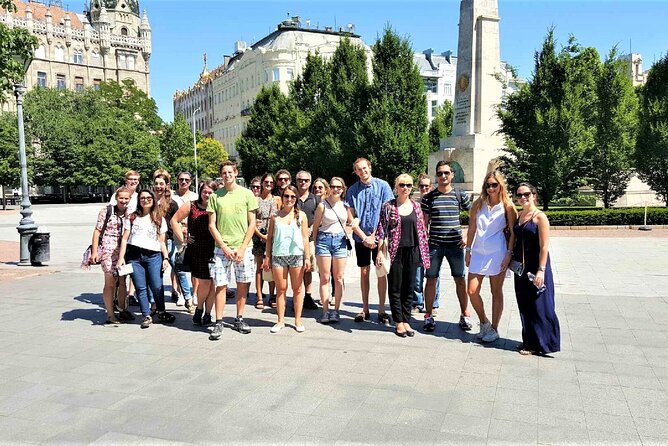 Original Budapest Walking Tour - Széchenyi Square finale: wrapping the walk with a recognizable anchor