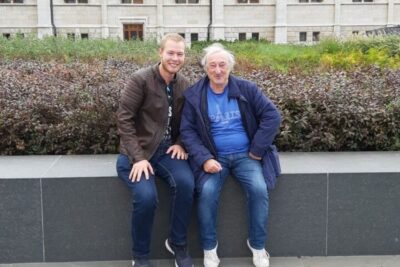 Private Custom Tour with Local Guide Budapest - Meeting up in Budapest: from pickup to the first photo stop