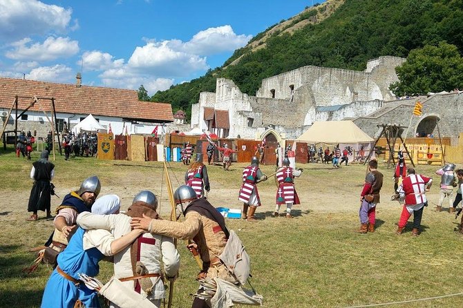 Private Guided Tour to Szentendre & Visegrád Castle (Danube Bend) - Practical tips: comfort, shoes, lunch, and getting the best timing