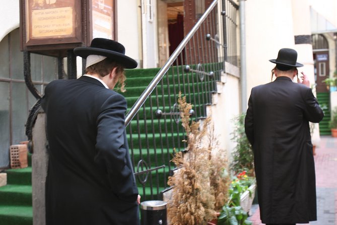 Private Jewish Heritage Tour including Hotel Pickup - Carl Lutz, the Orthodox quarter, and Kazinczy Street Synagogue (Grand Tour)