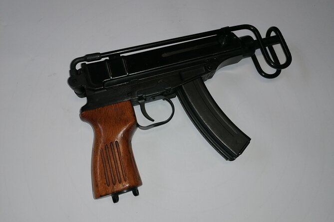 Private Shooting Experience Stalingrad Package in Budapest - Getting to Holló u. 6 and setting expectations