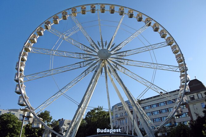 Walking Tour Budapest incl. the Shoes on the Danube Bank - Stop 5: Vörösmarty Square (Vorosmarty ter) and seasonal atmosphere